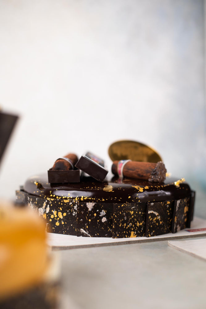
                  
                    Load image into Gallery viewer, Father&amp;#39;s Day Chocolate Truffle Cake (Premium)
                  
                