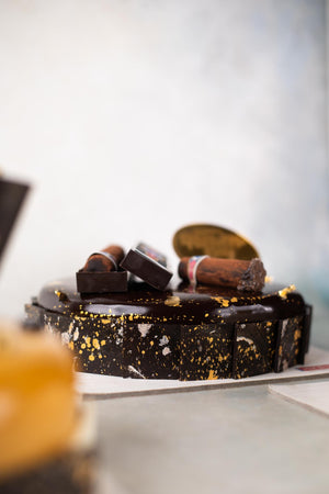 
                  
                    Load image into Gallery viewer, Father&amp;#39;s Day Chocolate Truffle Cake (Premium)
                  
                