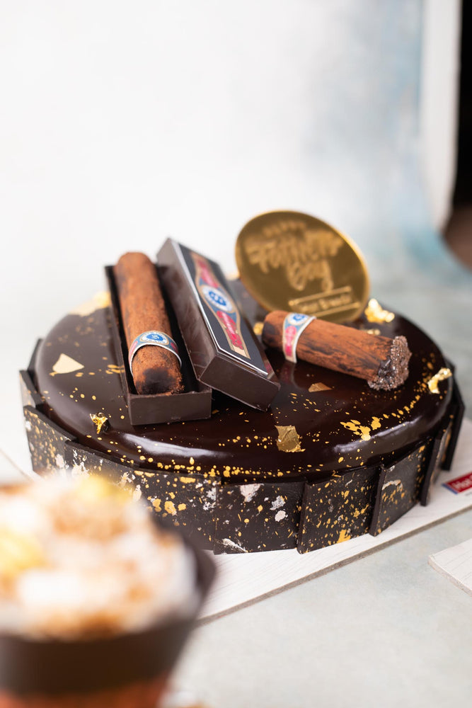 
                  
                    Load image into Gallery viewer, Father&amp;#39;s Day Chocolate Truffle Cake (Premium)
                  
                