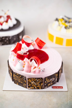 
                  
                    Load image into Gallery viewer, Strawberry Deluxe - 2025
                  
                
