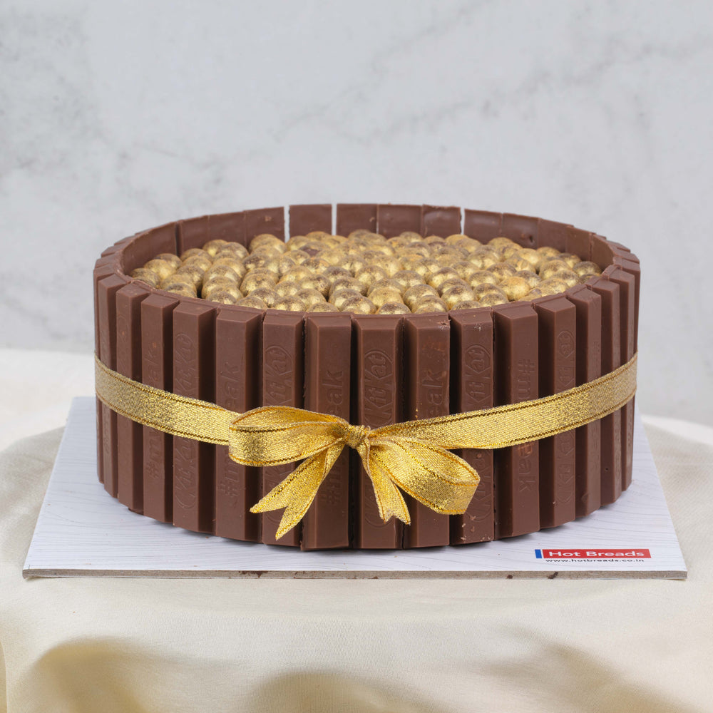 
                  
                    Load image into Gallery viewer, Kit Kat Cake
                  
                
