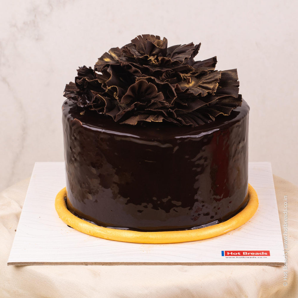 
                  
                    Load image into Gallery viewer, Chocolate Truffle Cake
                  
                