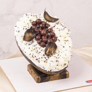 
                  
                    Load image into Gallery viewer, Butterscotch Cake
                  
                