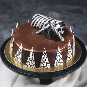 
                  
                    Load image into Gallery viewer, Chocolate Truffle Cake (Premium)
                  
                